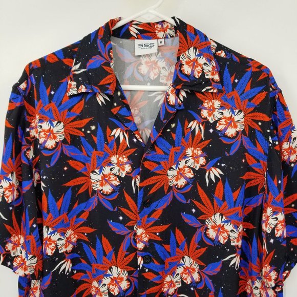 SSS World Corp Red and Blue Short Sleeved Button Down Shirt Size Medium - Picture 6 of 11